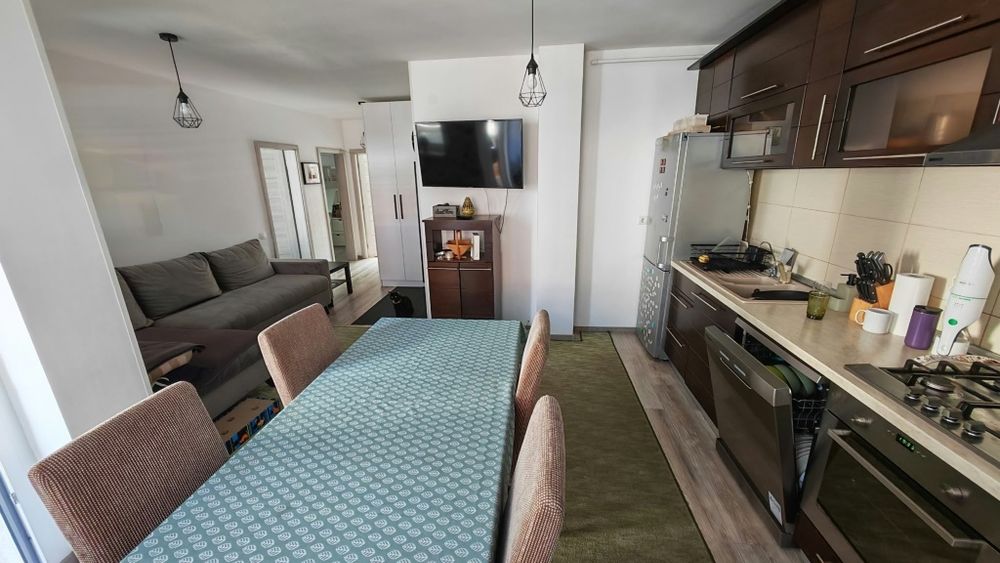 Inchiriez ap 3 camere Buna Ziua