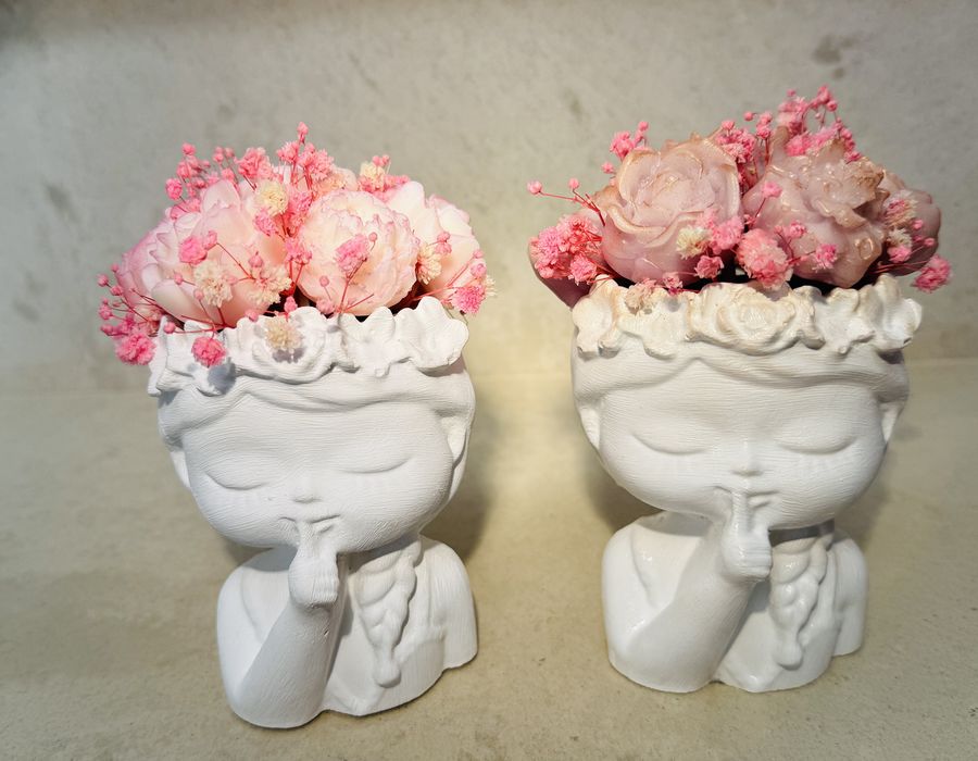 Ingerasi din ceramica cu lumanari din ceara parfumata