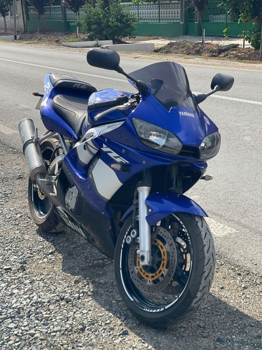 Yamaha yzf r6 2001 Chisineu-Cris • OLX.ro