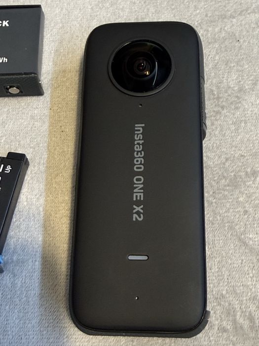 Camera insta 360 X2