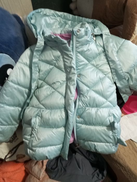 Продам на девочку зимний костюм