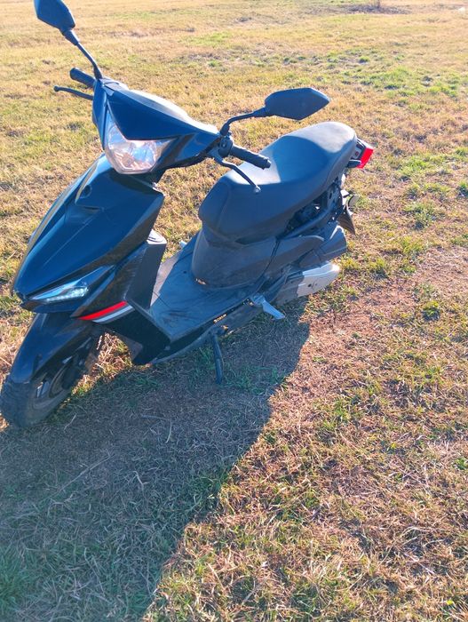 Скутер Педа gts 125