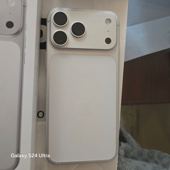 i phone 17 pro max