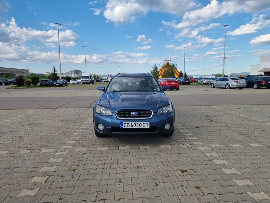 Subaru Outback 2.5 бензин 2005г