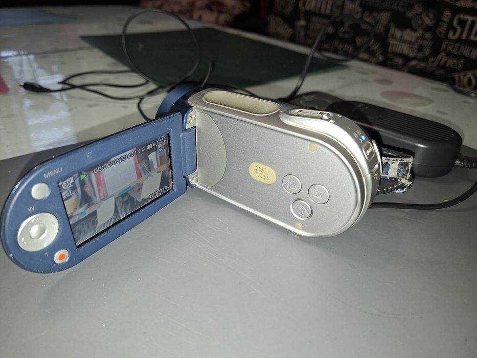 Samsung VP-MX20,  camcorder card SD, baterie bună,  încărcător