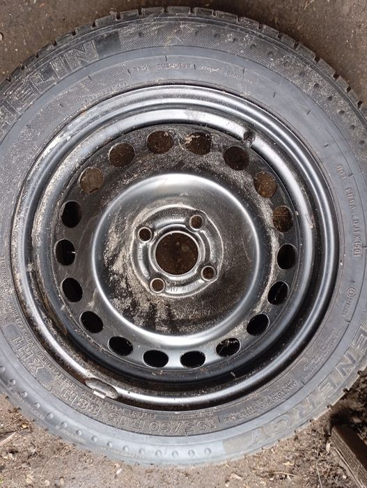 Cauciucuri 4 vara,2 iarna și 1 rezerva iarna