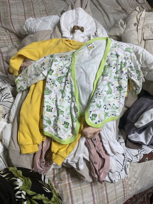 отдам даром детские вещи