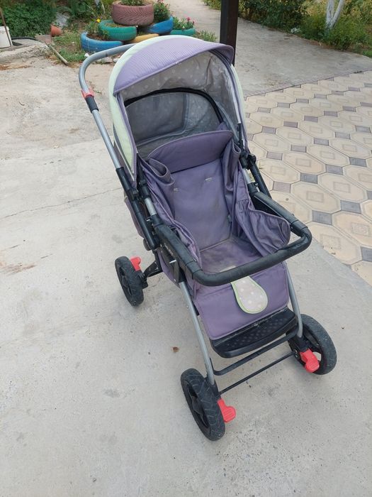 Коляска прогулочная