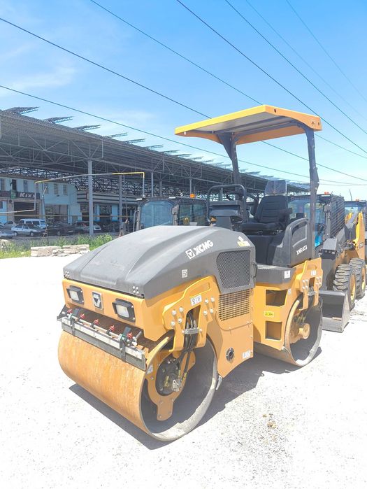 XCMG XMR403 каток 4 тоник на складе