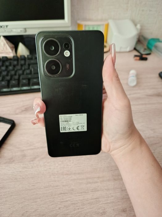 Продам телефон  120000 тыщ торг есть