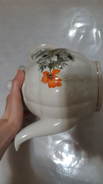 Чайник большой качественный фарфор