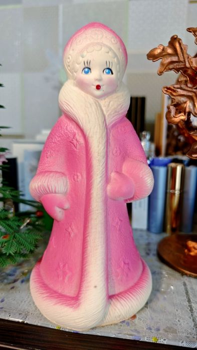 Снегурочка под ёлку.