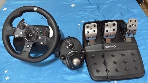 Volan loghitec g920 este ca nou