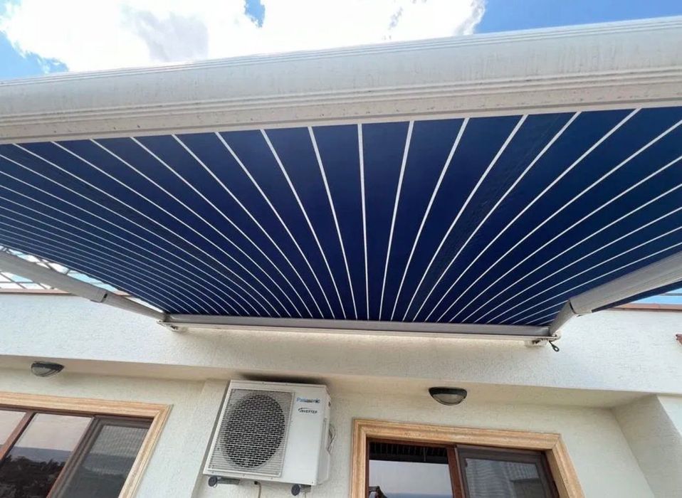 Продавам тента в много добро състояние !