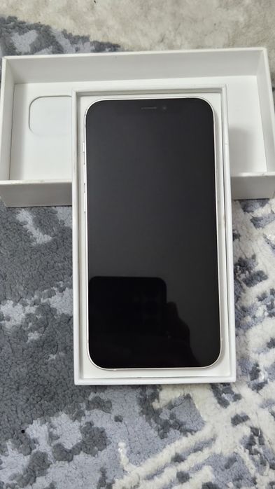 iPhone 12 mini В отличном состоянии