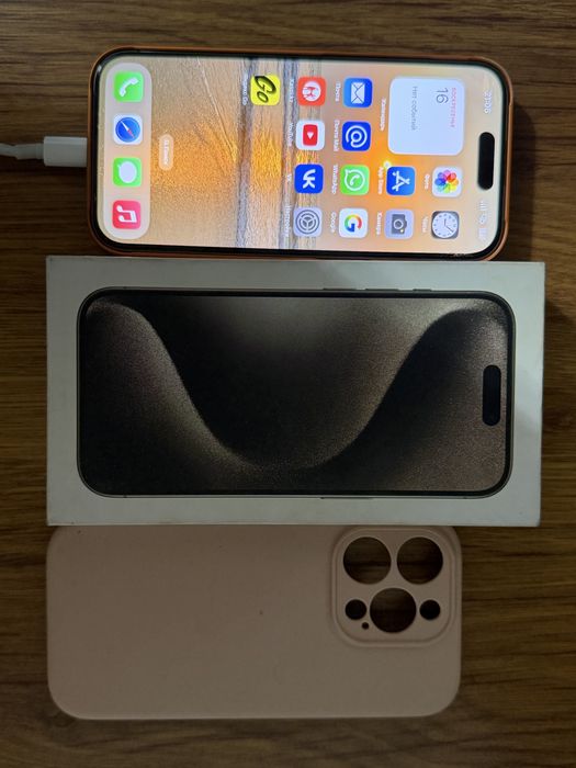 Iphone 15 pro 128 батарея 89%