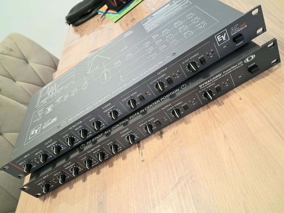 Crossover procesor Dynacord Powermax230 si Electrovoice AC one