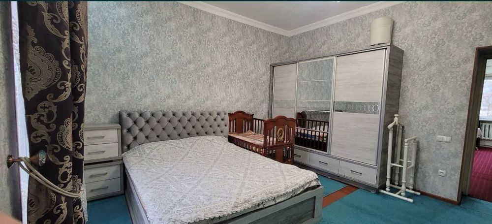 Срочно! Квартира на Бешагач 3/2/4 общ пл 80м Высокопотолочка