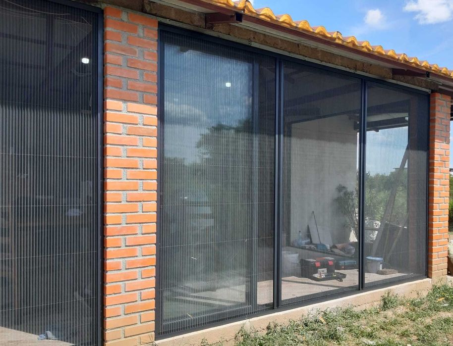 Rulouri exterioare - ROSU