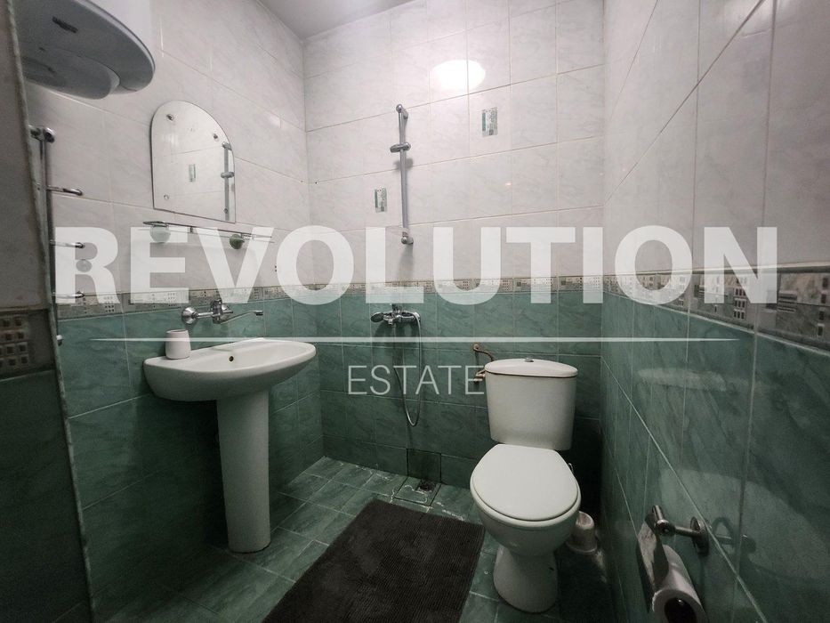 Дава се под наем Двустаен апартамент в Пловдив, Център - 72 кв.м за 325 € - Снимка #9