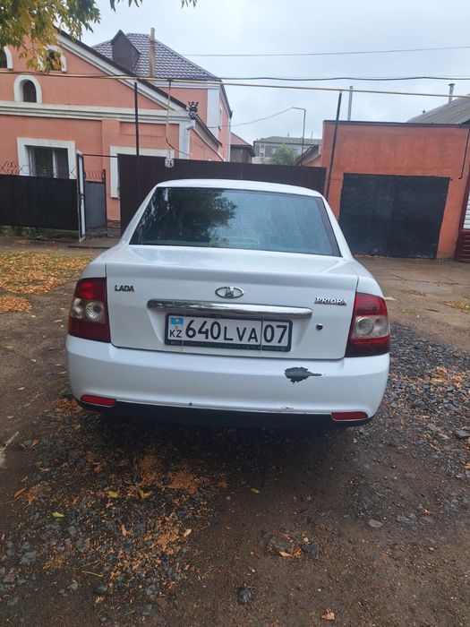 Продается Приора 2