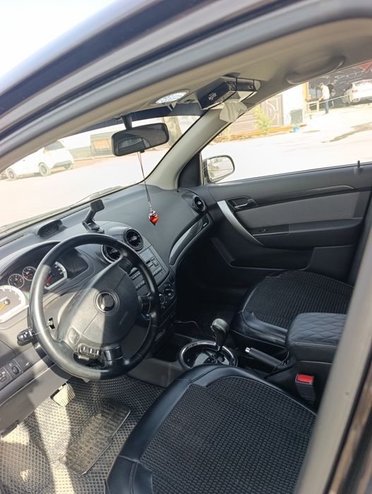 Нексия 3 сотилади