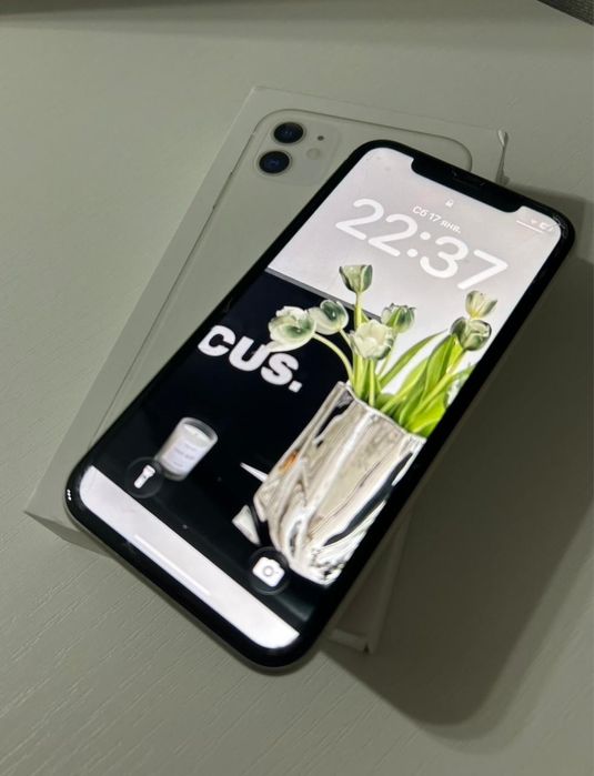 Продам iphone 11 128 гб