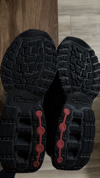 Оригинални NIKE маратонки AIR MAX DN ROAM