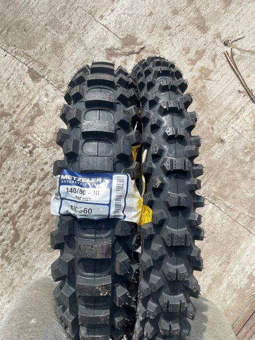 Set nou de roti Metzeler Mc360 Mid-Soft