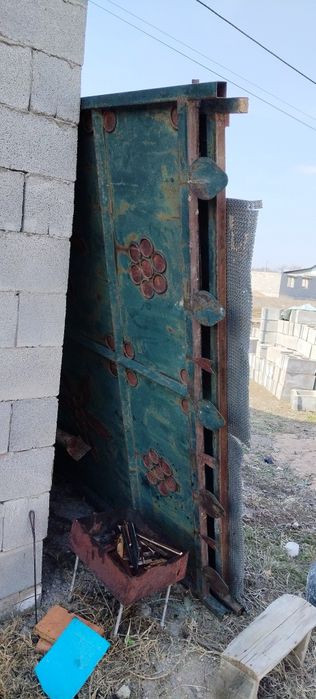 Продам ворота с калиткой