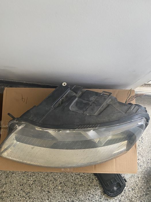 Ляв фар за а6 с6