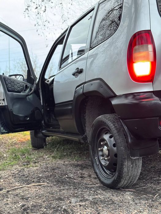 Нива Шевроле ваз 2123