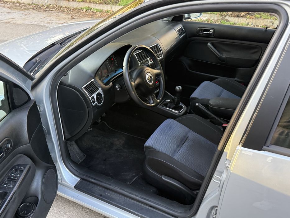 Golf 4  gti 1.8t aum 2003