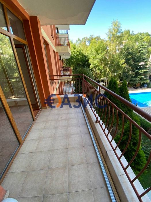 Продава се Двустаен апартамент в к.к. Слънчев бряг - 58 кв.м за 1056 €/кв.м - Снимка #9