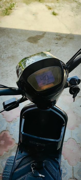 Продам срочно симпатичный мопедик