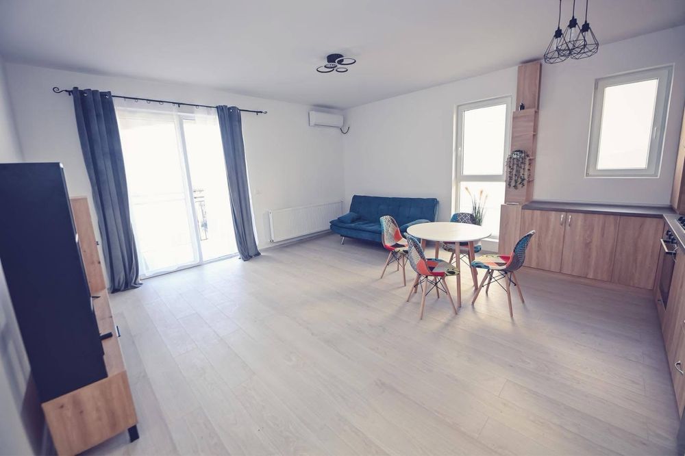 Inchiriez apartament 2 camere + loc de parcare - GIROC