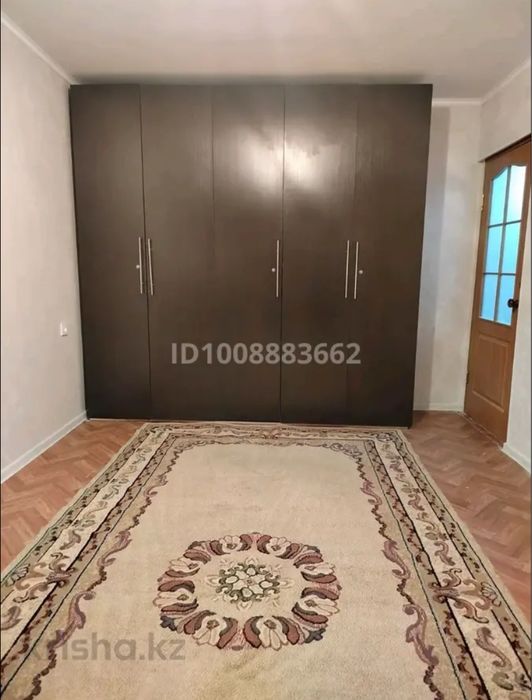 Аренда кв Космонавтов 9/2 60м2