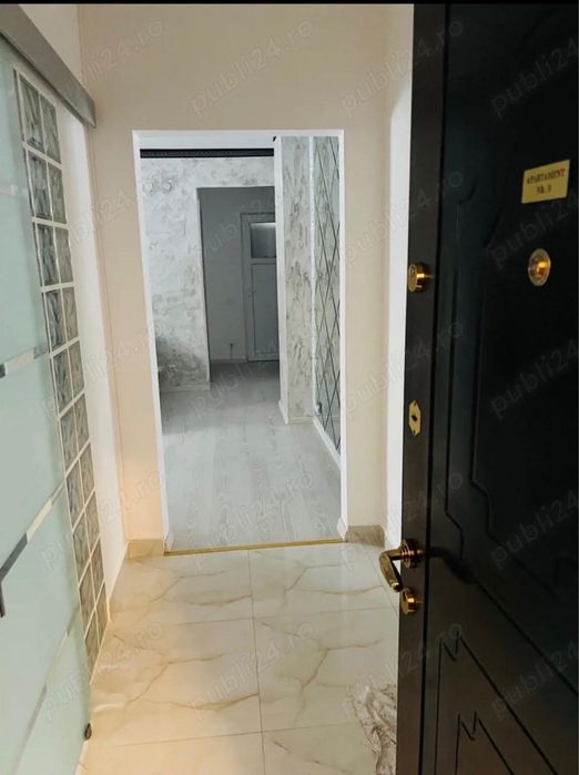 De  vânzare: Apartament 2 camere, 42 mp, Bd. Dinicu Golescu nr. 35 (Parter) Ideal Locuință, Cabinet
