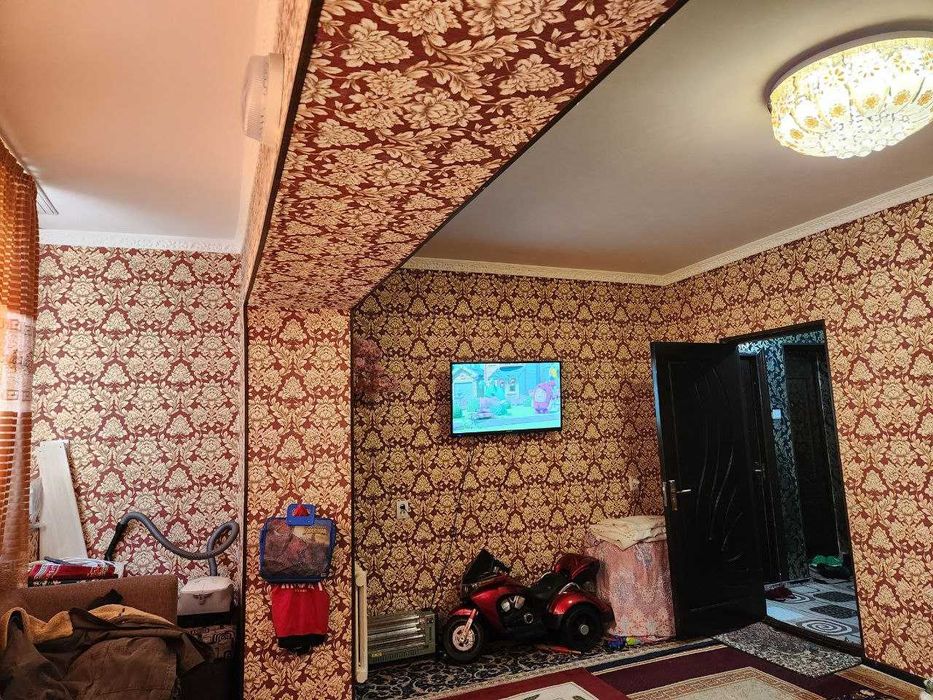 Srochno kvartira sotiladi / Срочно продаётся квартира