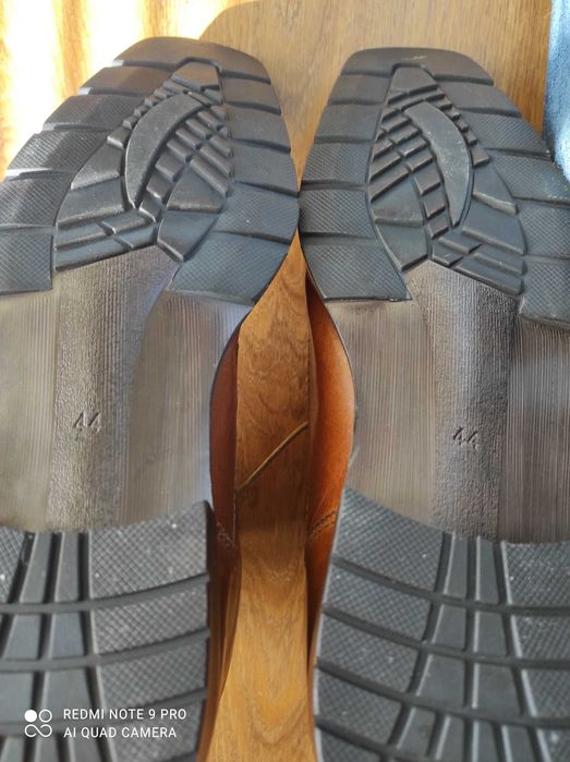 Продавам мъжки обувки