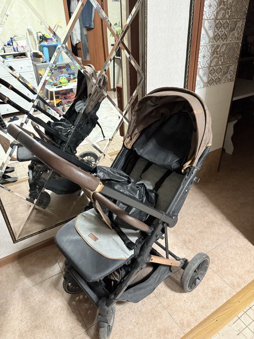 Продаю детскую коляску
