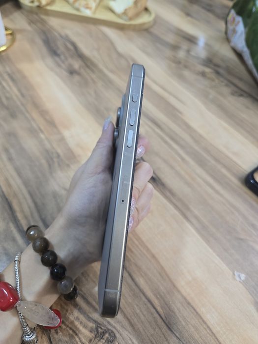 Продам Iphone 15ProMax