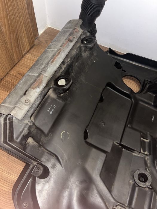 Декоративен капак за двигател Volkswagen Golf V Голф 5