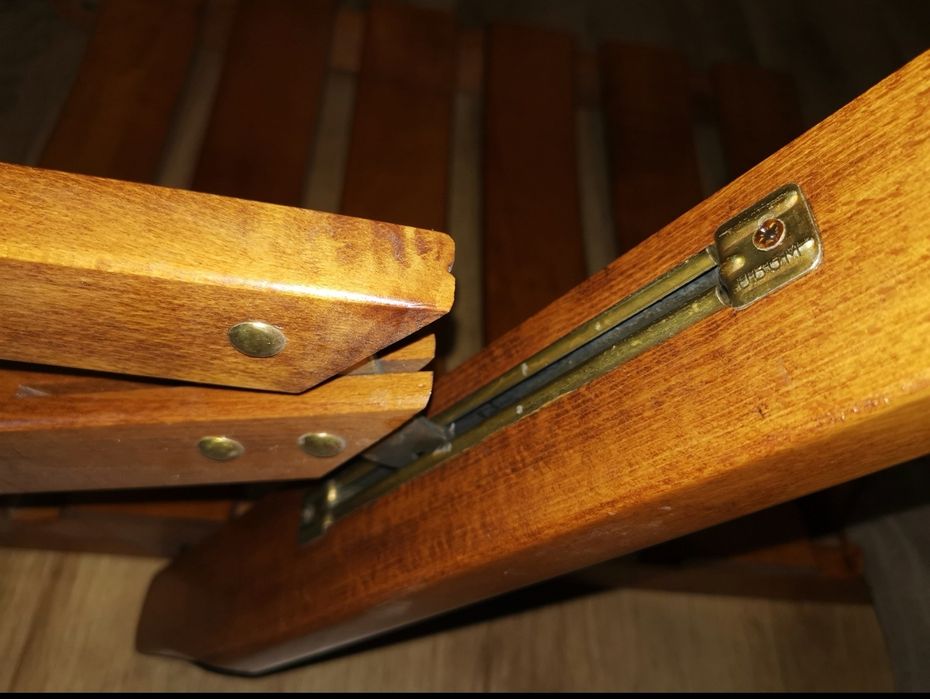 Стол - шезлонг с тапицерия