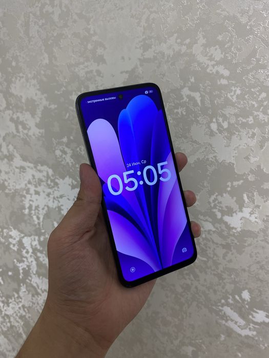 Продам Xiaomi Redmi 13 256Gb