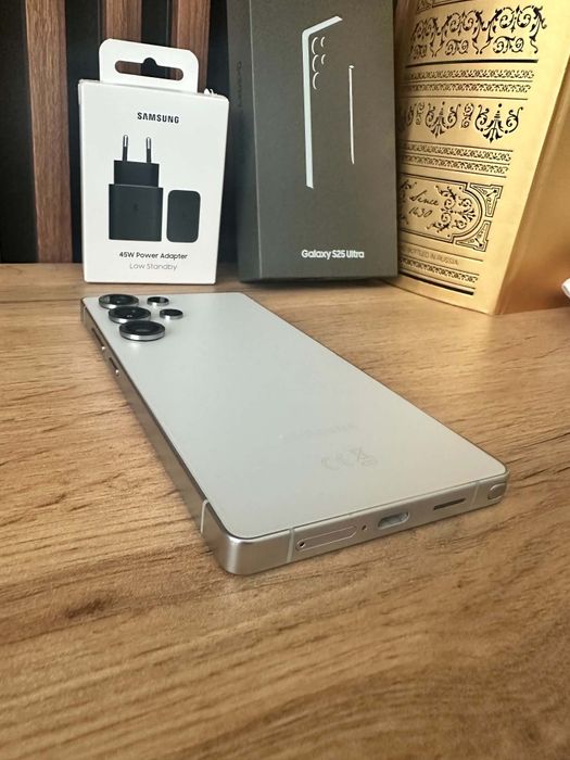 Samsung S25 Ultra 512GB Titanium Gray ГАРАНЦИЯ
