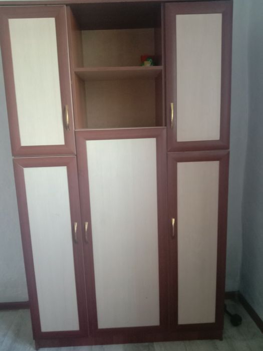 Продам домашний шкаф