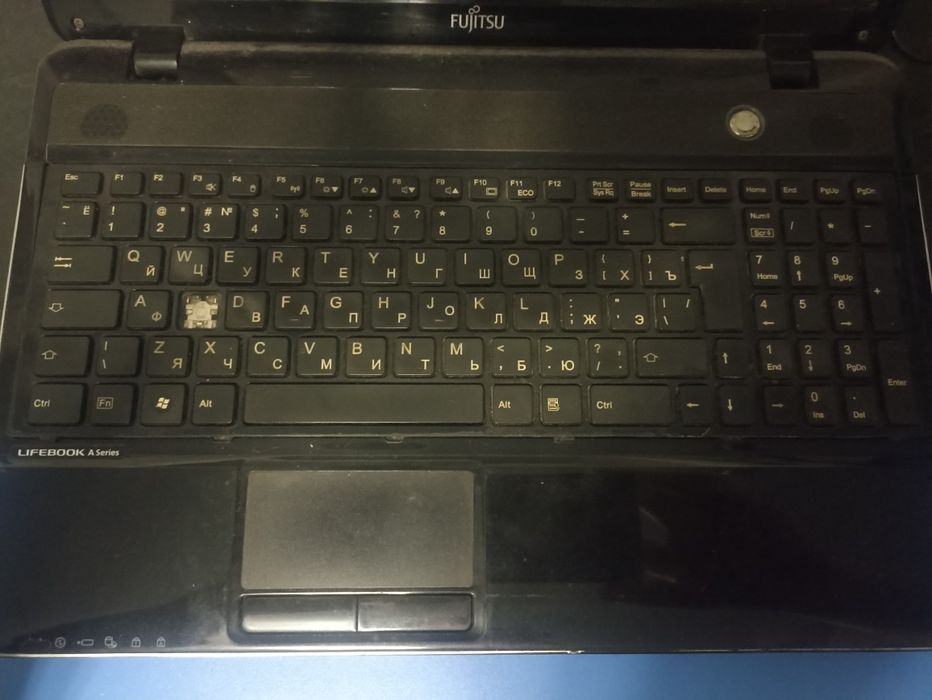 Продам ноутбук бу