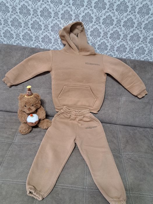 Детский спортивный костюмы