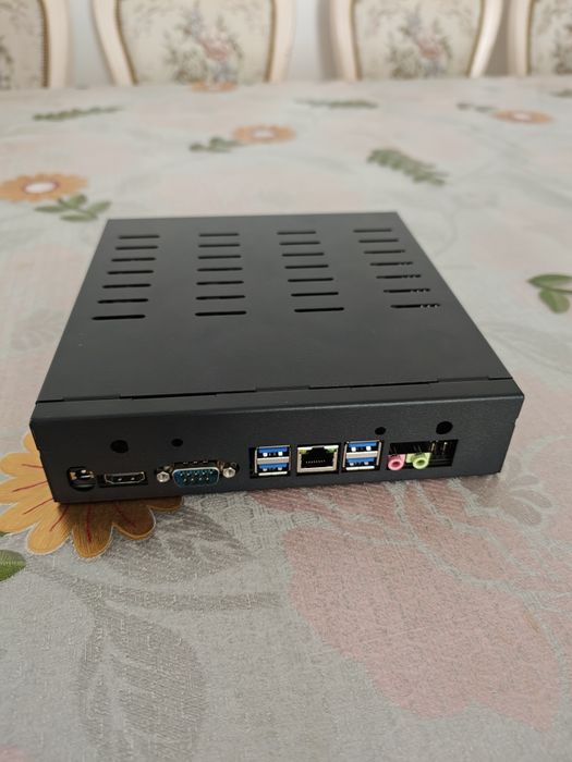 Мини пк i5-8600, 8Gb Озу, 512 Gb SSD